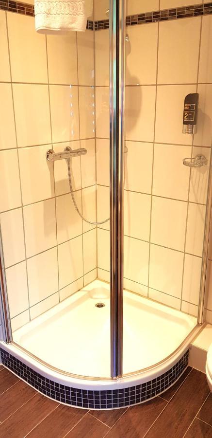 Deluxe Single Room,1339075568:JPEG
