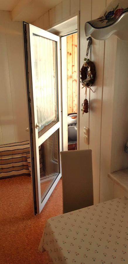 Apartment,1352218531:JPEG