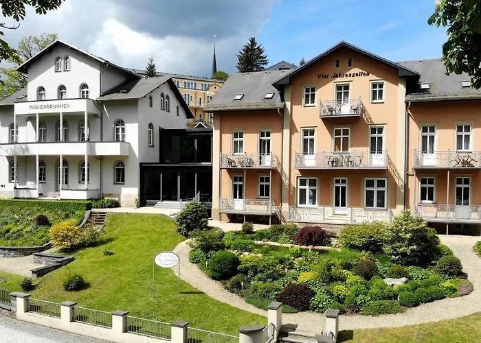 Gästehaus: Hotel-Pension Vier Jahreszeiten
